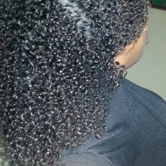 Rosalyn Gel - Picture 4 of 4